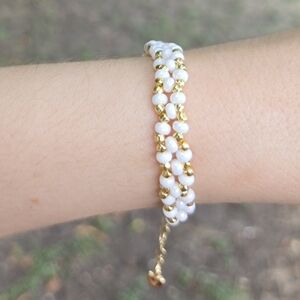 Elegant Gold and White Beaded Bracelet